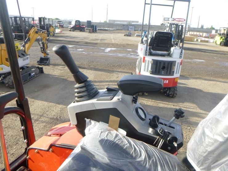 2025-tpm-20k-hydraulic-excavator-image-23