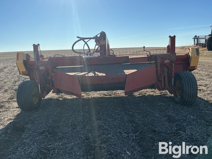 new-holland-116-image-6