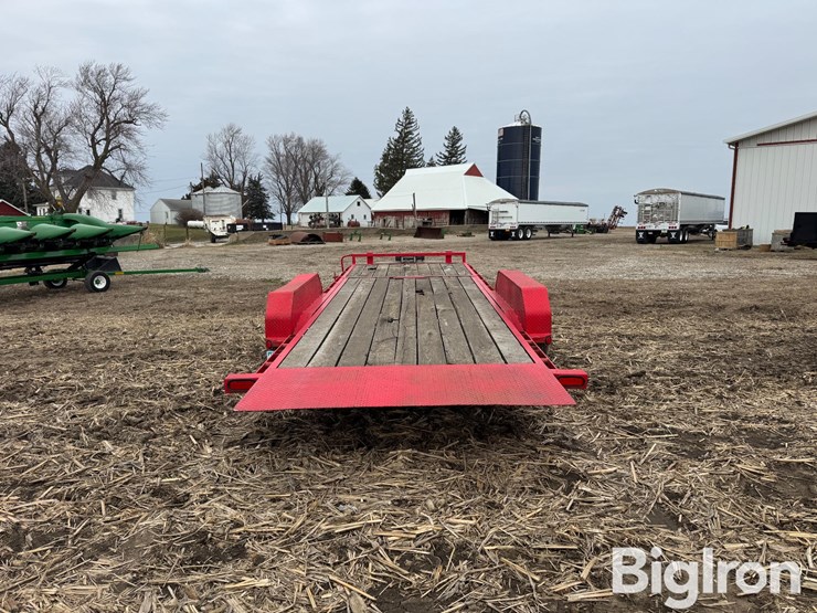 2015-pj-trailer-mfg-co-22'-tilt-deck-trailer-image-6