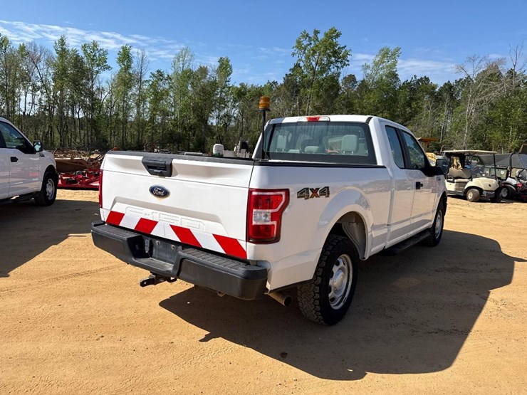 2018-ford-f150-xl-image-4