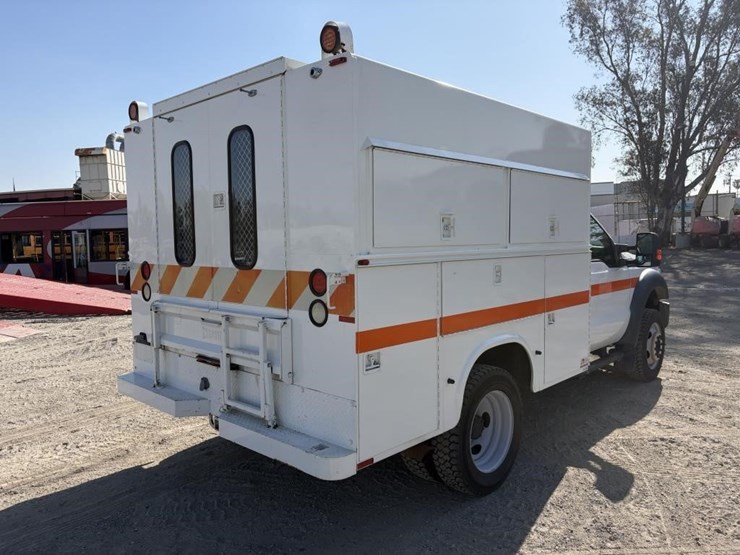 2012-ford-f450-image-3