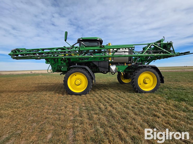 2022-john-deere-410r-image-8