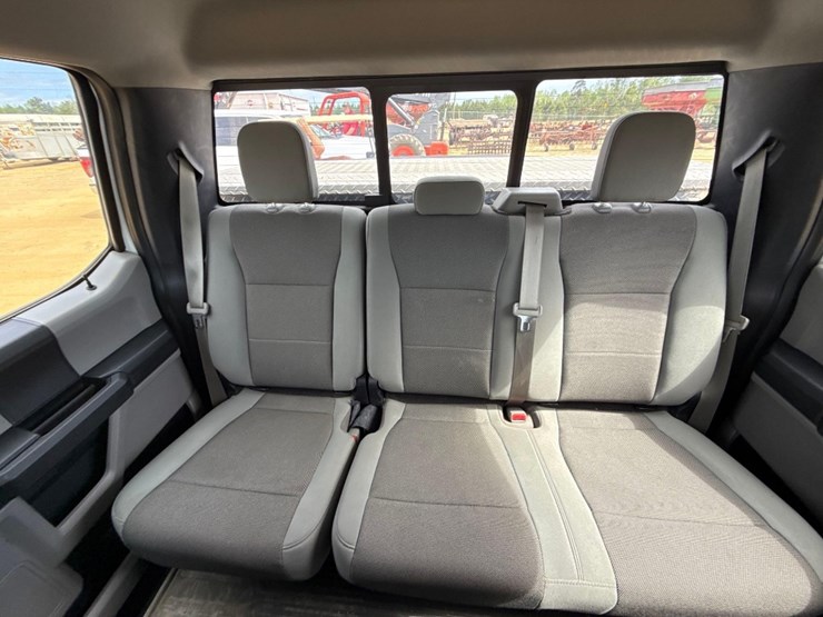 2019-ford-f150-xl-image-18