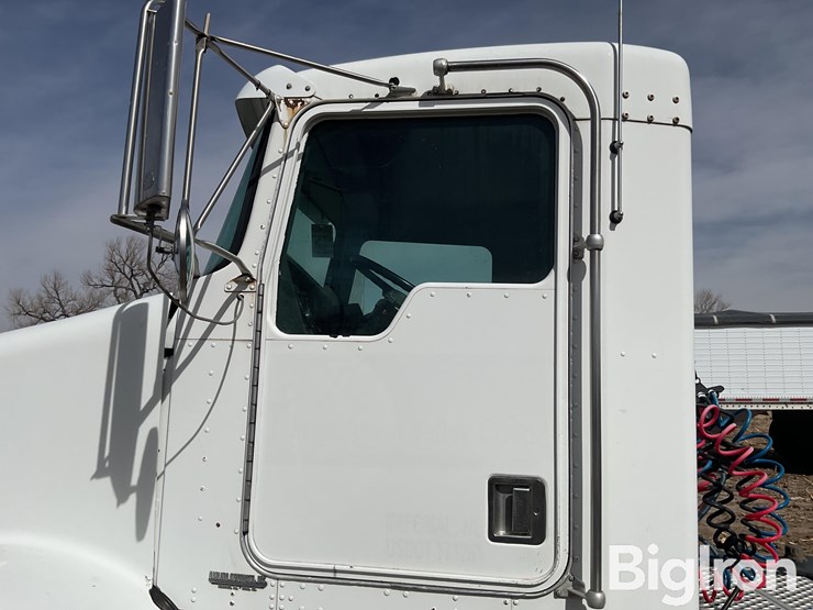 1998-kenworth-t800-image-13