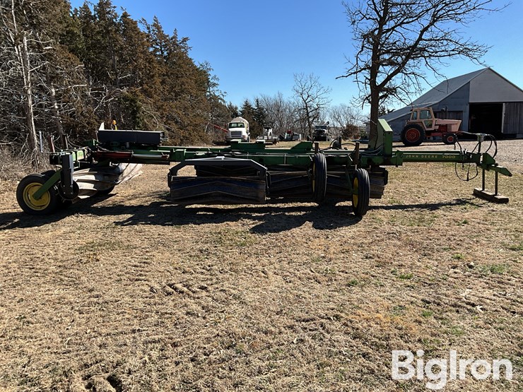 john-deere-7000-image-4