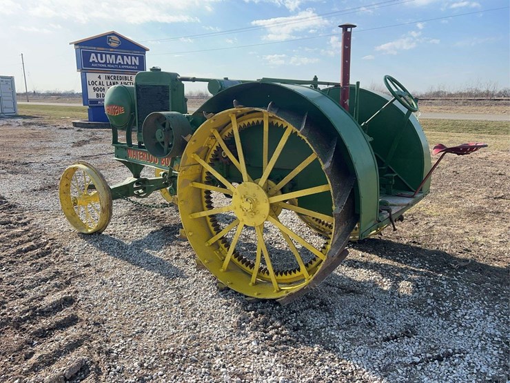 12-25-waterloo-boy-model-n-image-5