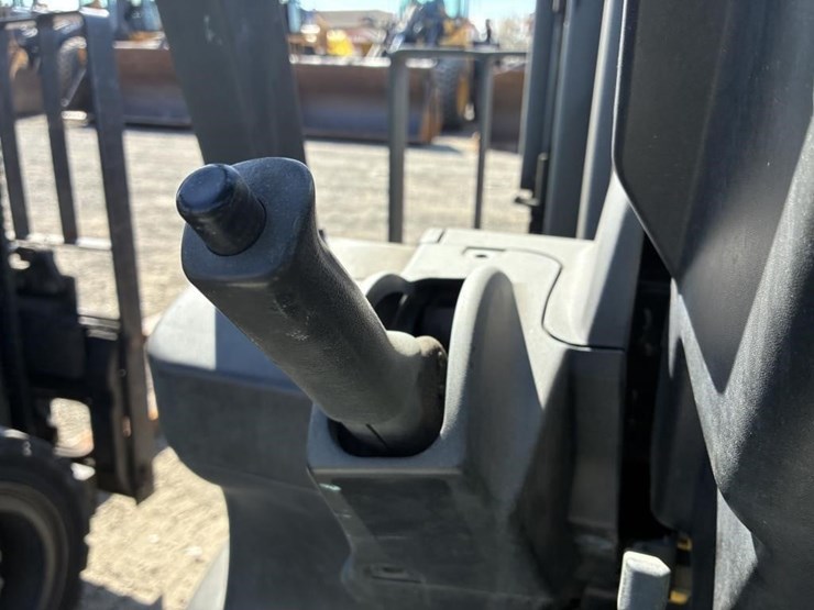 2006-nissan-mugl02a30lv-image-13