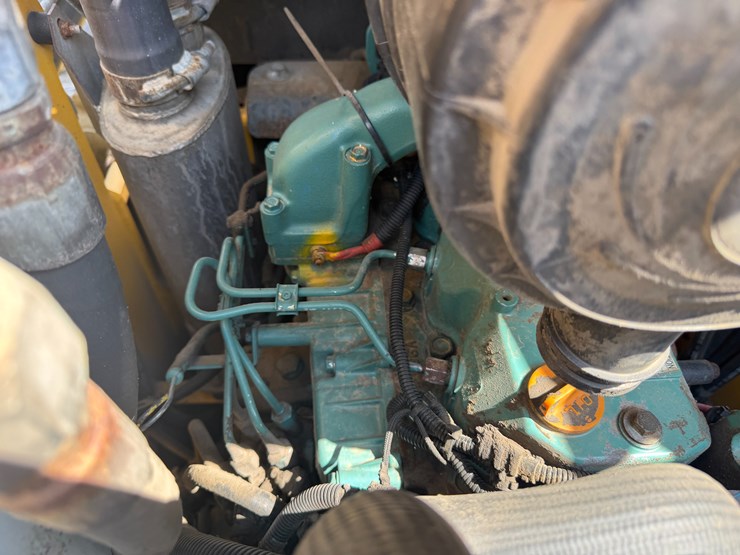 volvo-mc90b-image-44