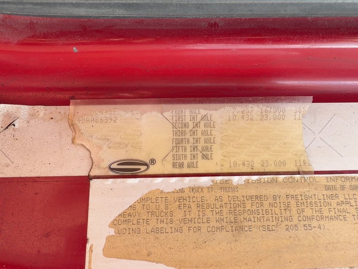 2008-sterling-lt9500-image-27