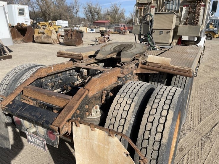 2007-kenworth-t800b-image-19