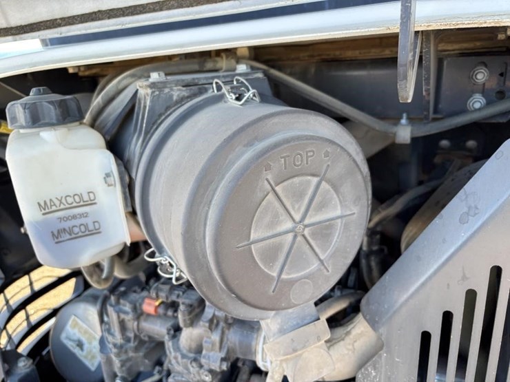 2022-bobcat-e42-image-66