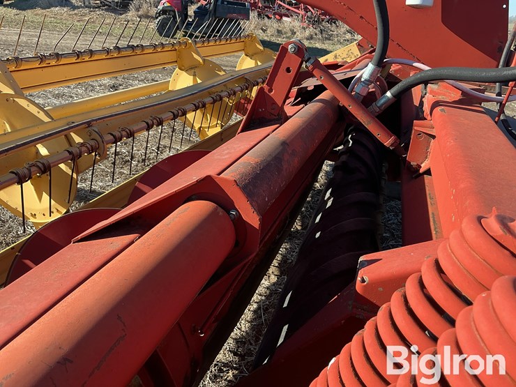 new-holland-116-image-15