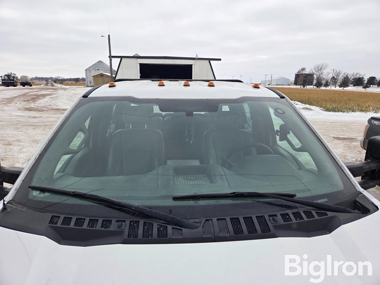 2017-ford-f350-image-14