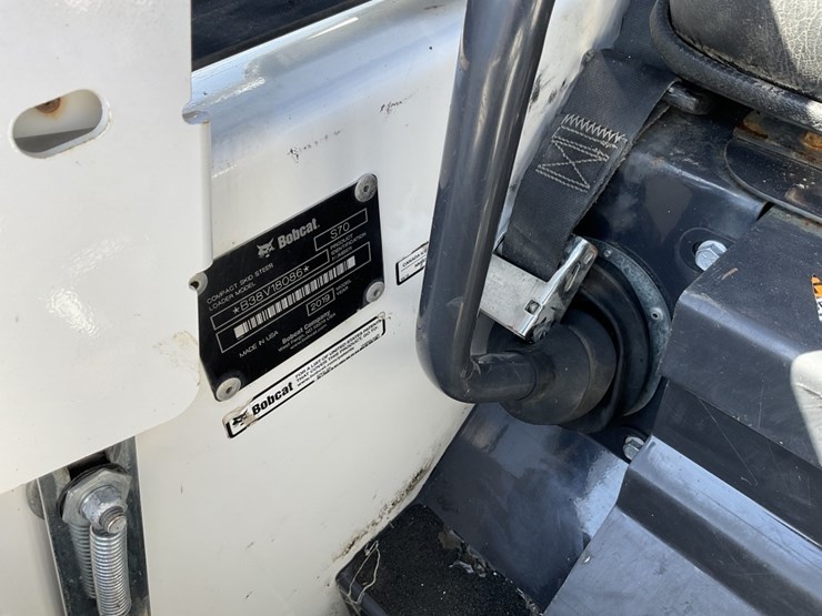 2019-bobcat-s70-image-6