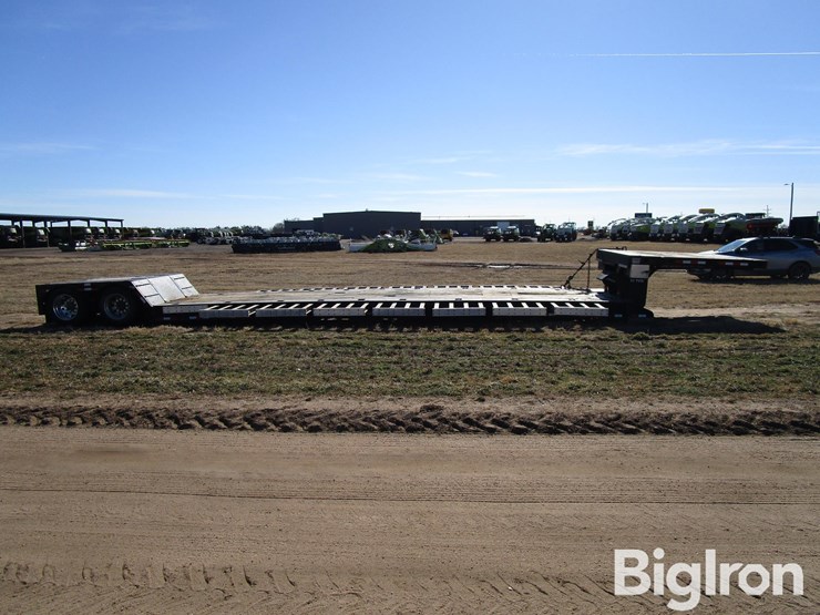 2023-bws-trailer-image-4