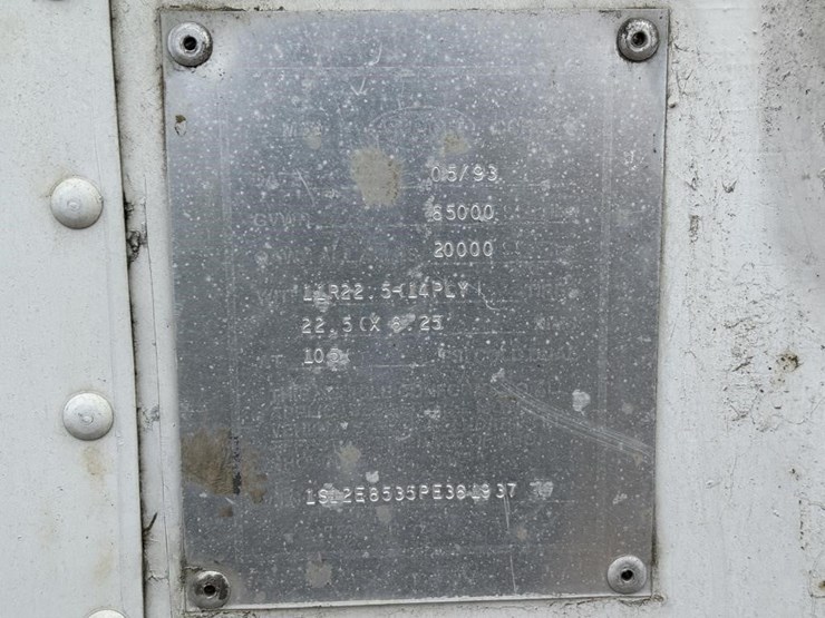 1993-strick-van-image-29