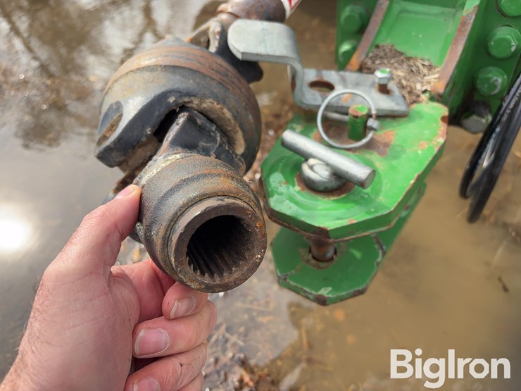 2019-john-deere-560r-image-12