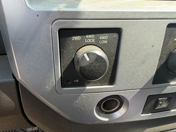 2008-dodge-2500-image-62