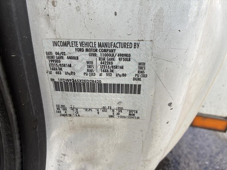 2002-ford-f350-image-16