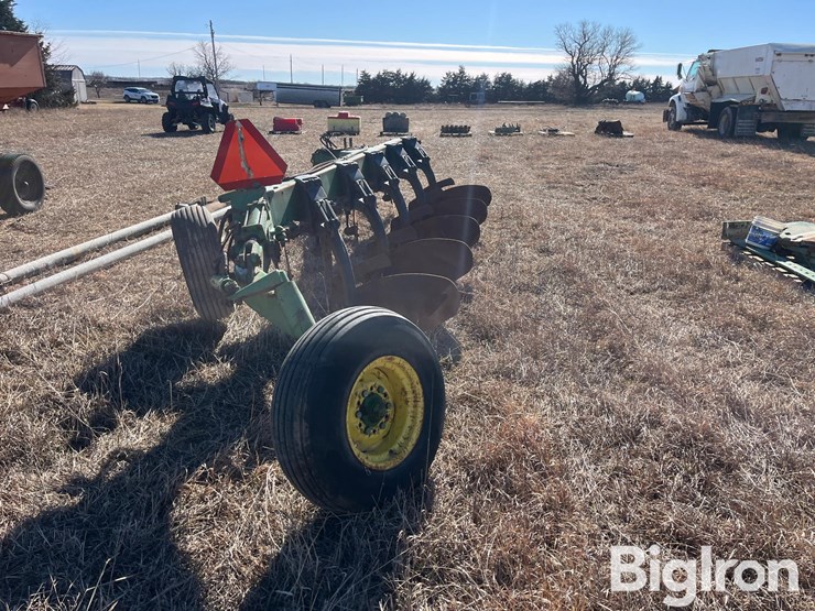 john-deere-2600-image-6