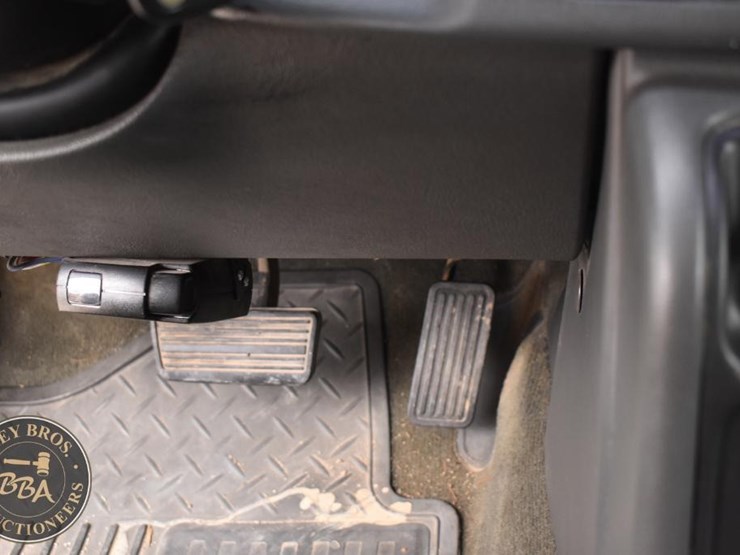 2003-gmc-sierra-1500-slt-image-26