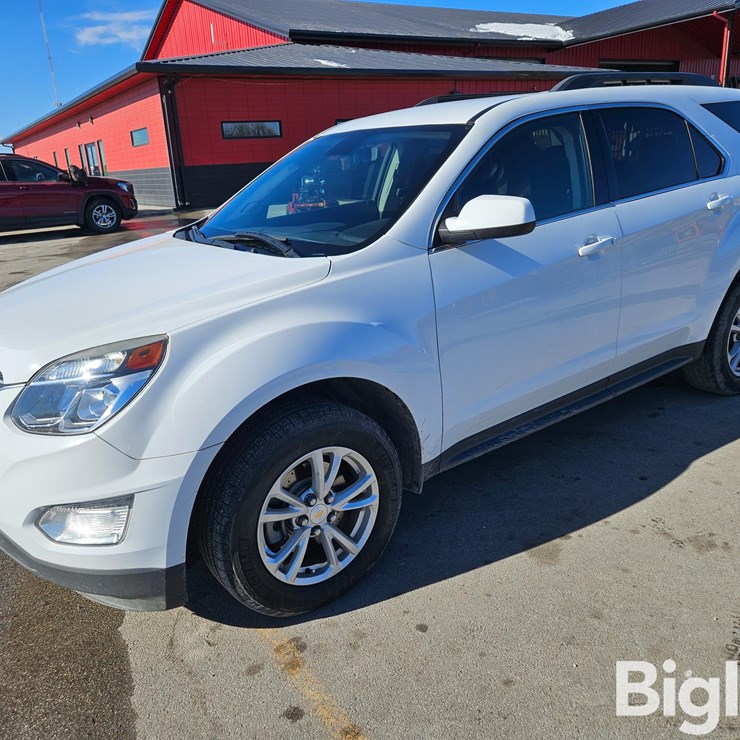 2017 CHEVROLET EQUINOX LT