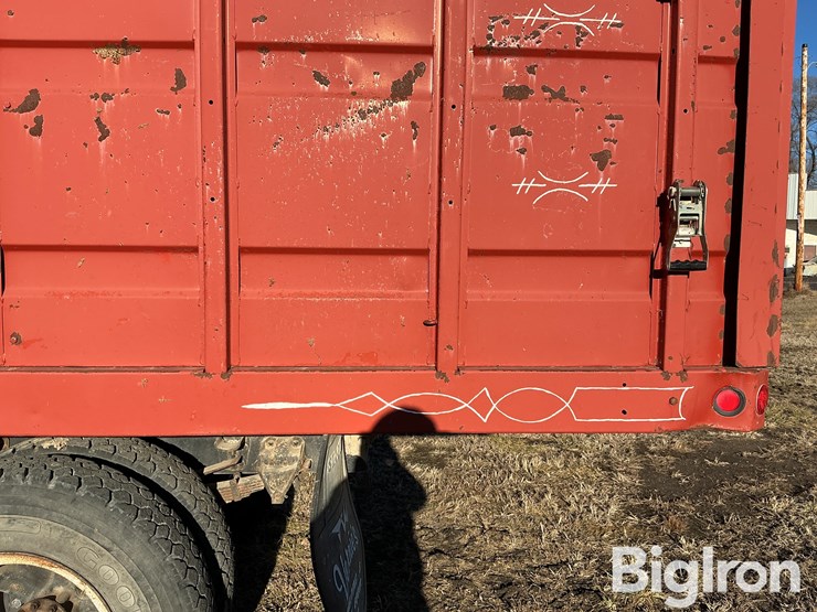 1974-ford-f700-image-10