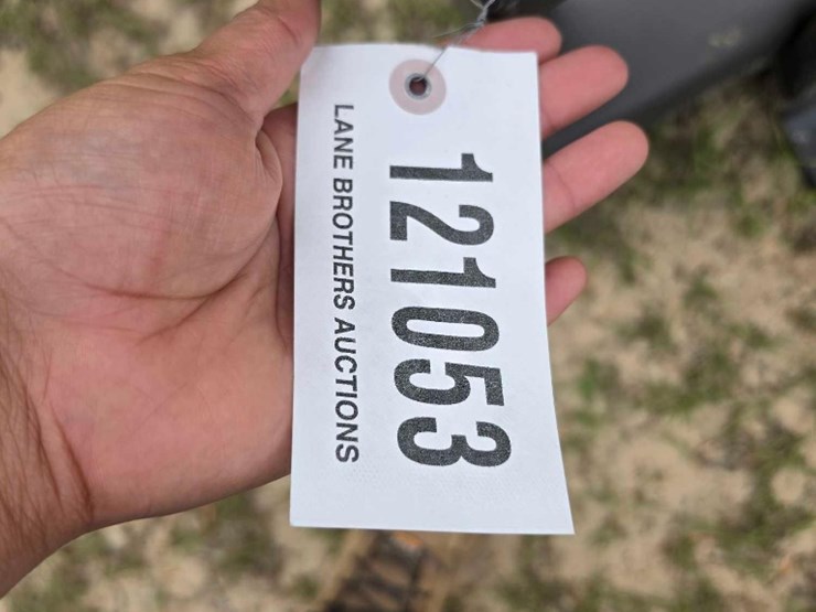 --skid-steer-pallet-fork-image-6