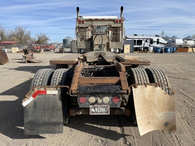 2007-kenworth-t800b-image-4