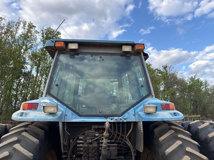 new-holland-8870-image-12