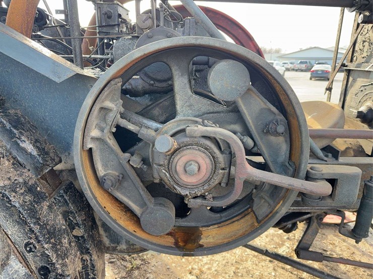 1922-20-40-rumely-oilpull-model-g-image-22