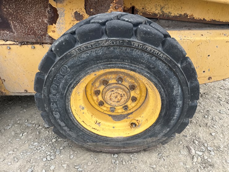 new-holland-lx885-image-44