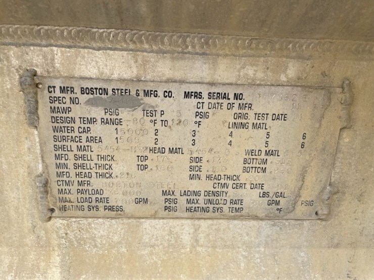 1997-peterbilt-320-image-19