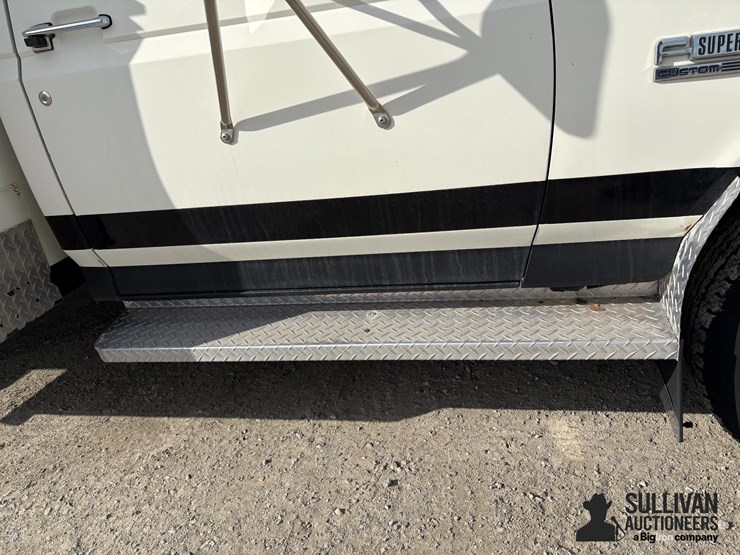 1991-ford-f-super-duty-image-15