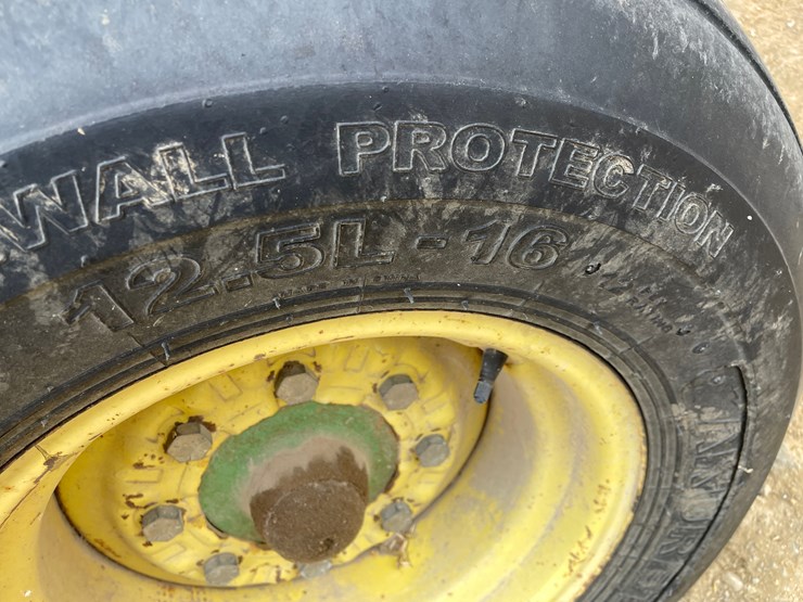 john-deere-1075-image-21