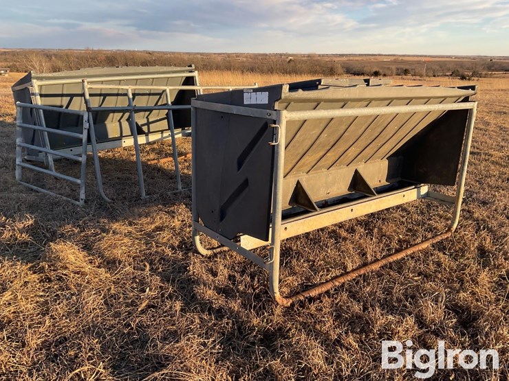 behlen-poly-creep-feeders-image-1