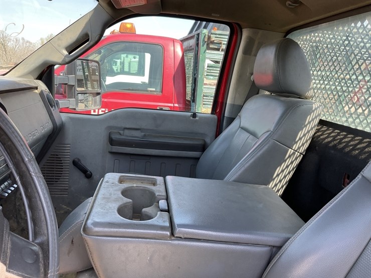 2011-ford-f350-image-8