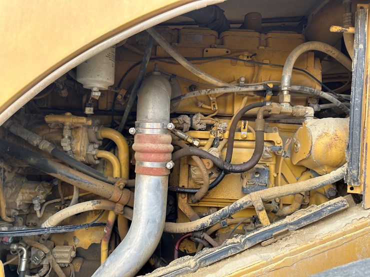 caterpillar-980g-image-38