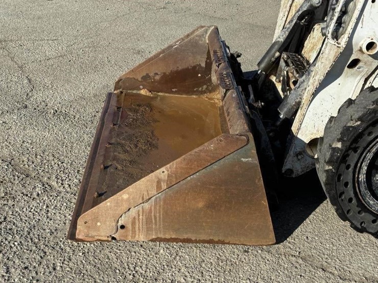 2017-bobcat-s570-image-5