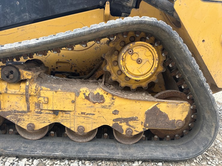 2019-caterpillar-259d3-image-54