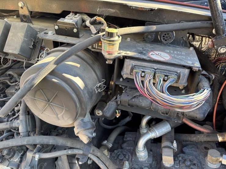 2019-ditch-witch-jt20-image-39