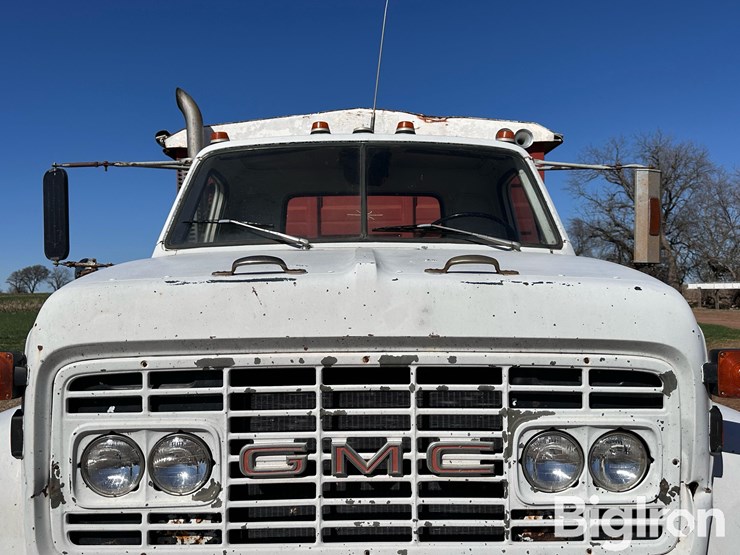 1977-gmc-9500-image-18
