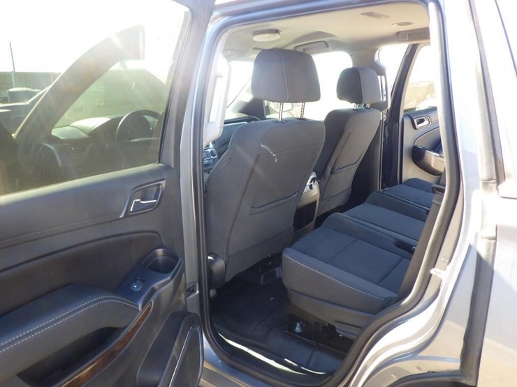 2019-chevrolet-tahoe-image-7