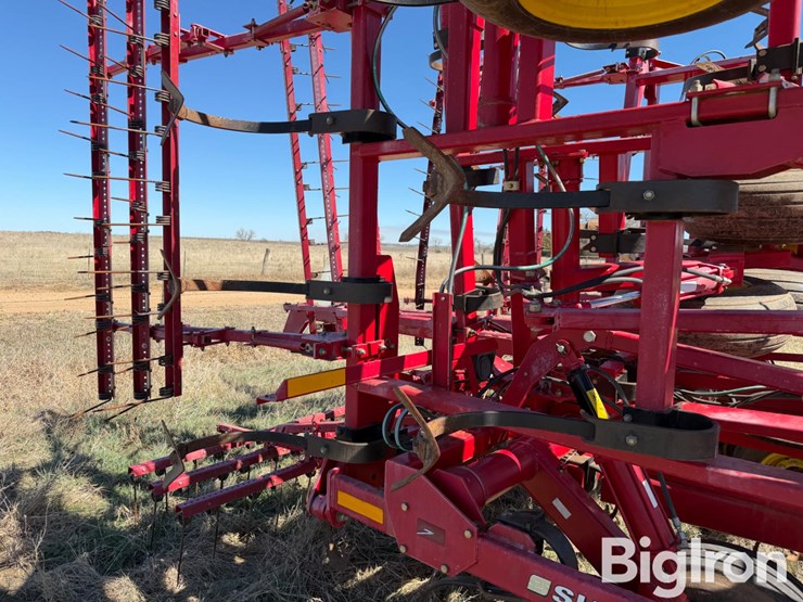 2012-sunflower-5055-field-cultivator-image-20