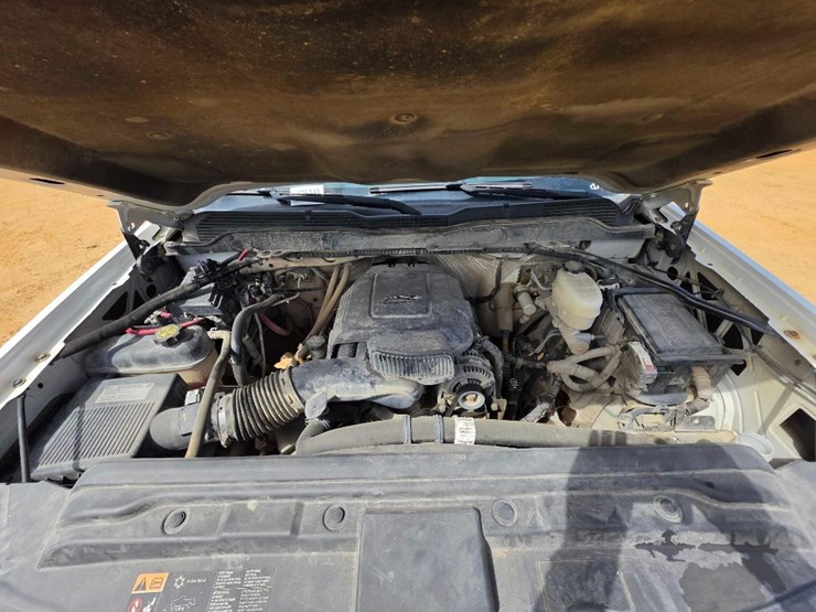 2015-chevrolet-silverado-3500-image-13