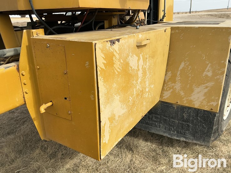 ag-chem-terra-gator-1664t-image-17