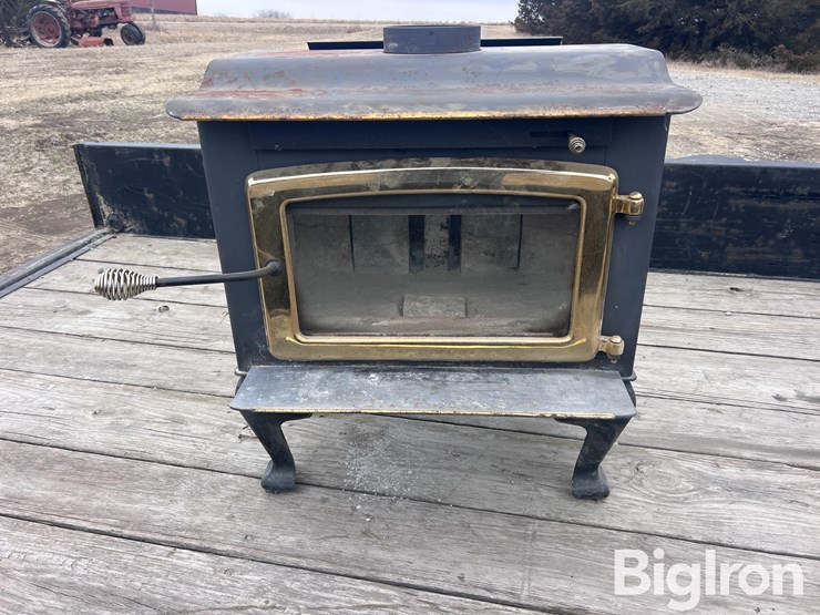 century-cjw1500-wood-burning-stove-image-2