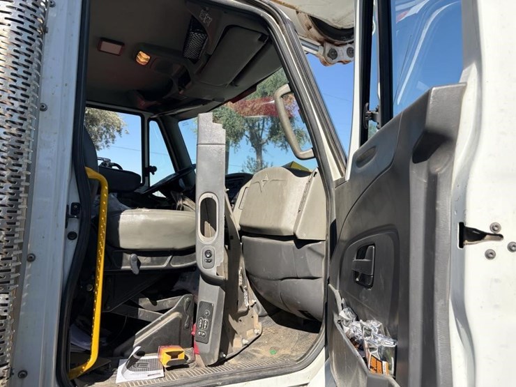 2013-international-workstar-7400-image-13