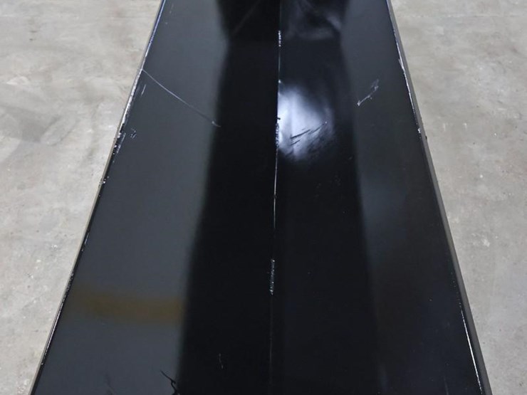 90"-cattle-feeder-image-5