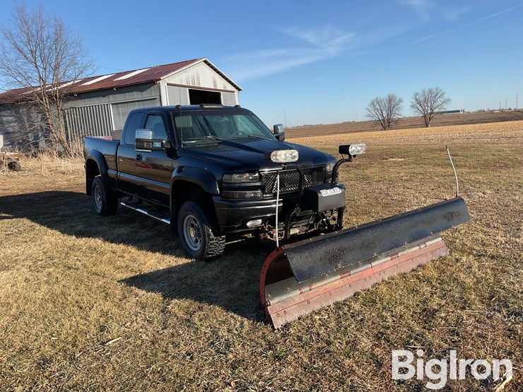2000-chevrolet-k2500-image-3